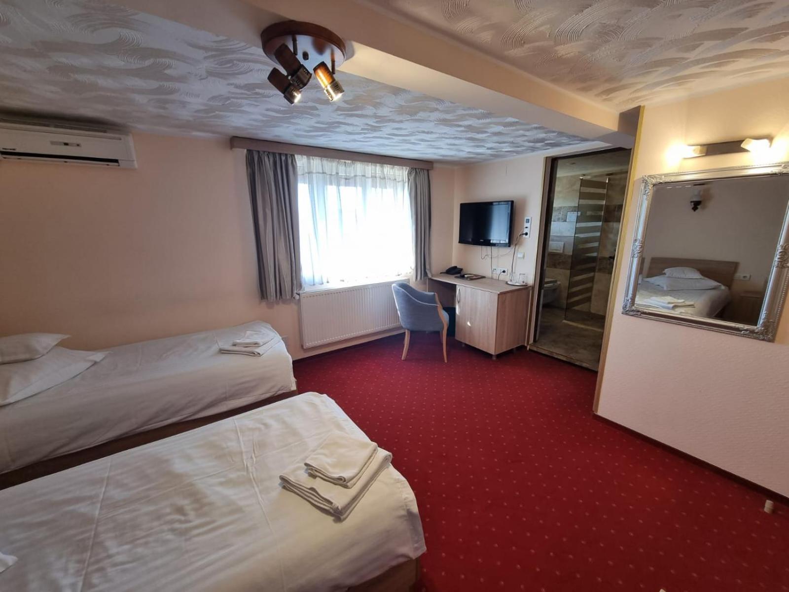 Pensiunea Milexim Cîmpia Turzii Exterior foto